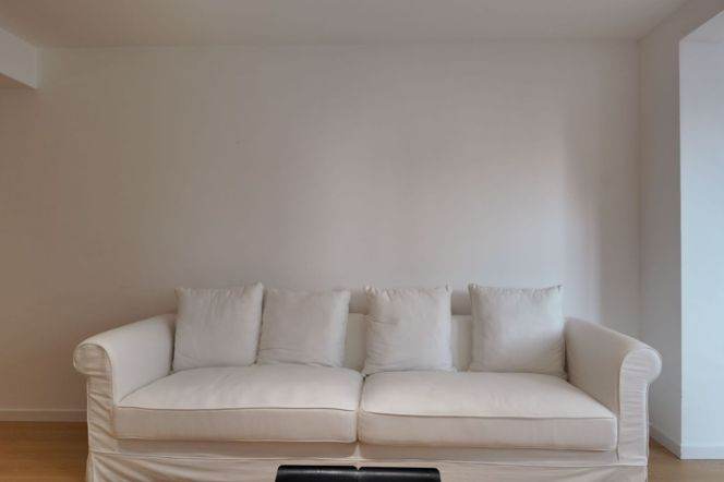 High-Floor 3BR Apartment at Sanhe Garden