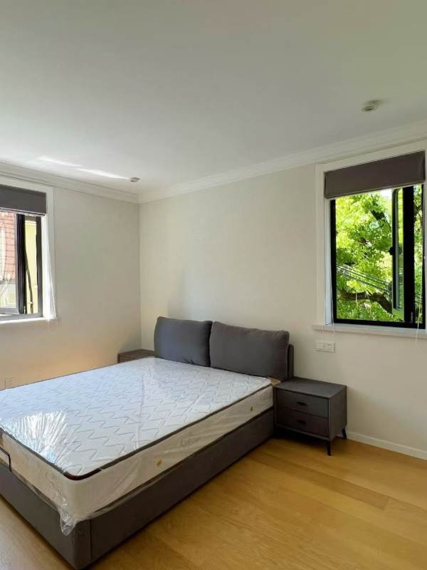 Housing image — Bedroom