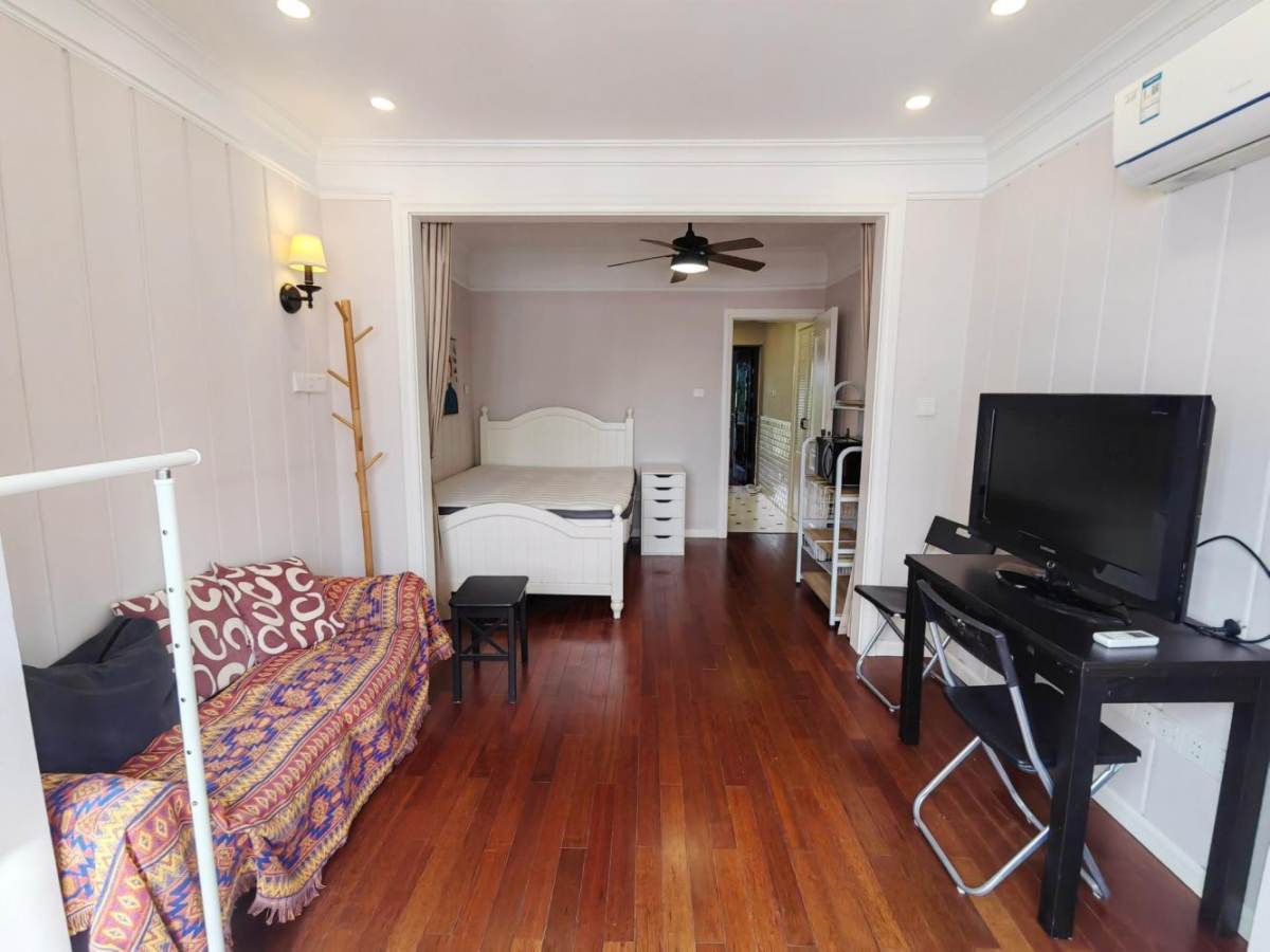 Housing image — Living Room