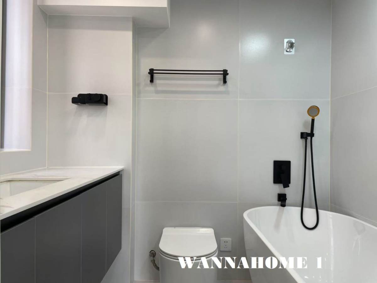 Housing image — Bathroom