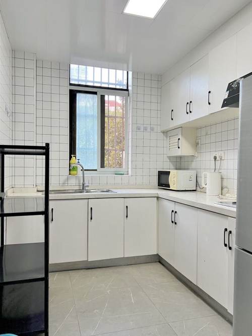 Housing image — Kitchen