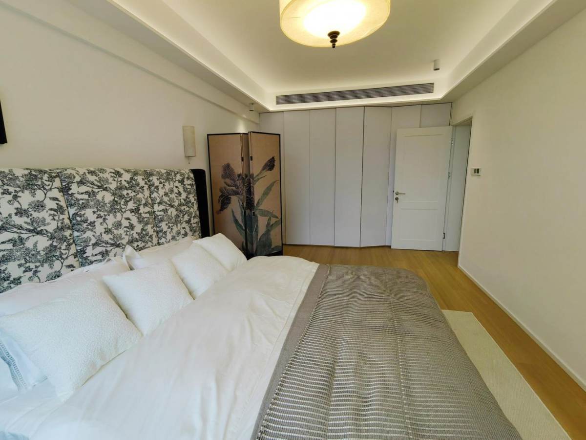 Housing image — Bedroom