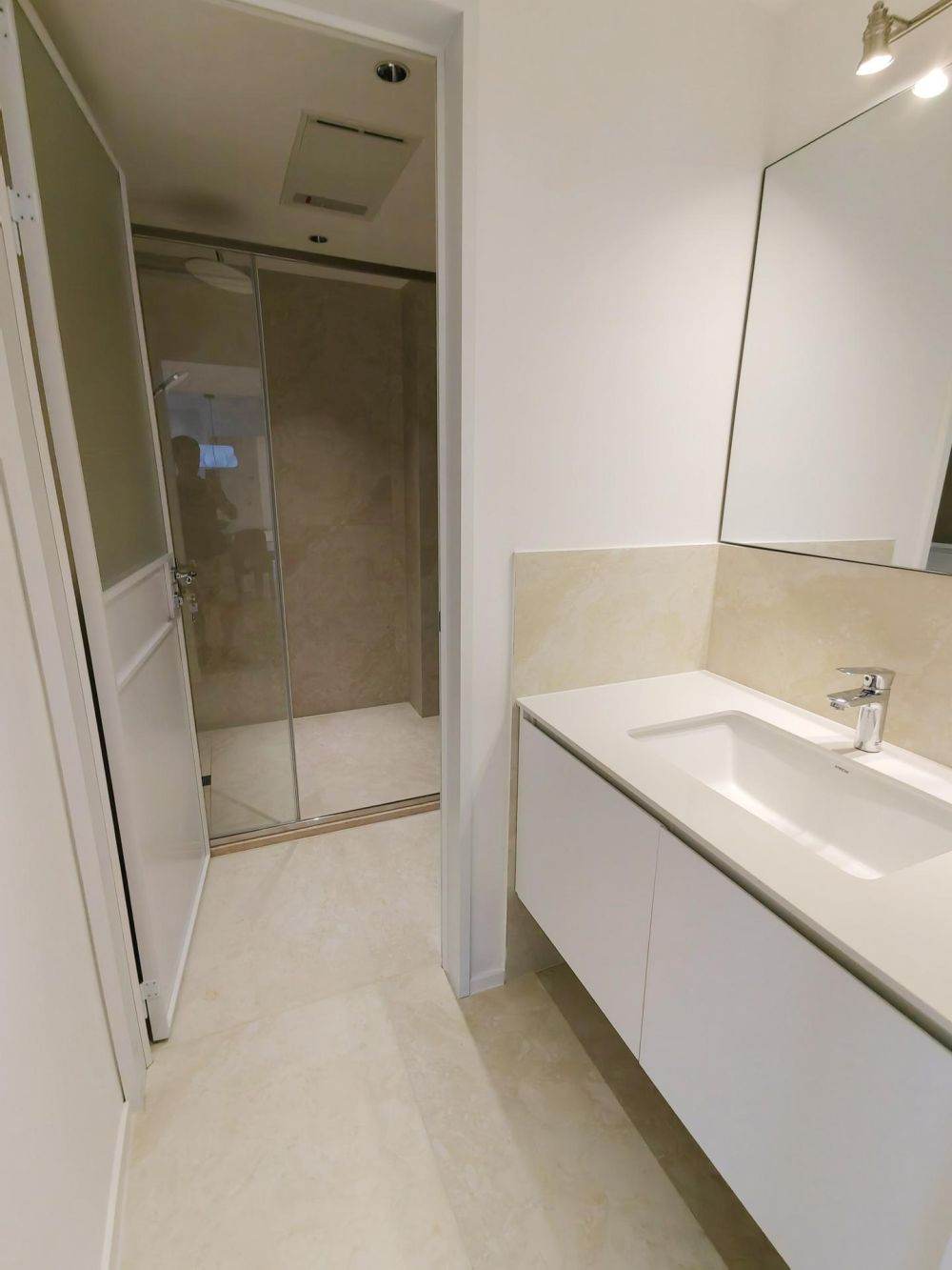 Housing image — Bathroom