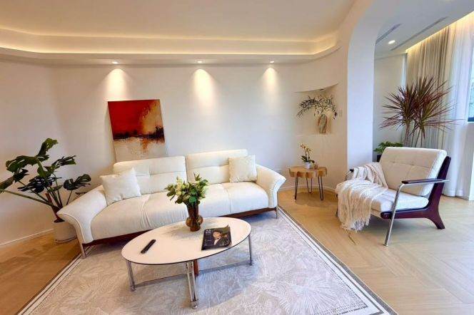 Spacious 2BR Apartment at Hanlin Mansion
