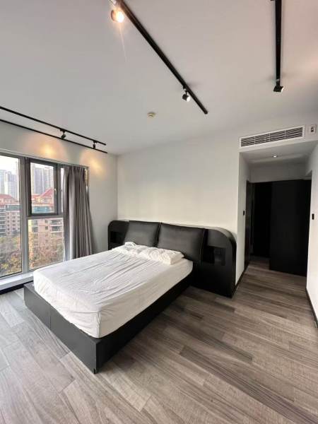 Housing image — Bedroom
