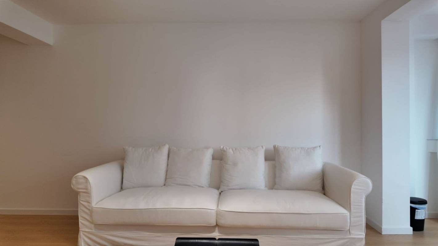 Housing image — Living Room