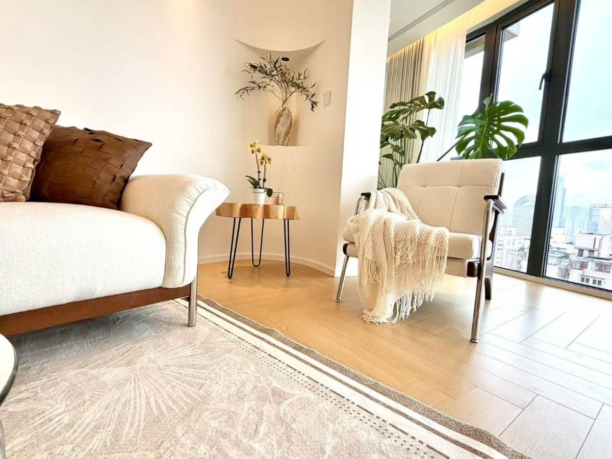 Housing image — Living Room