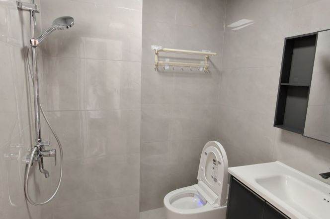 1BR Apartment near West Yan'An Rd Metro