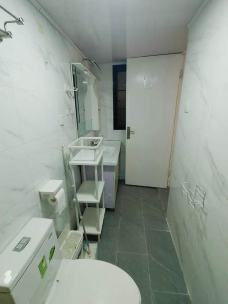 Housing image — Bathroom