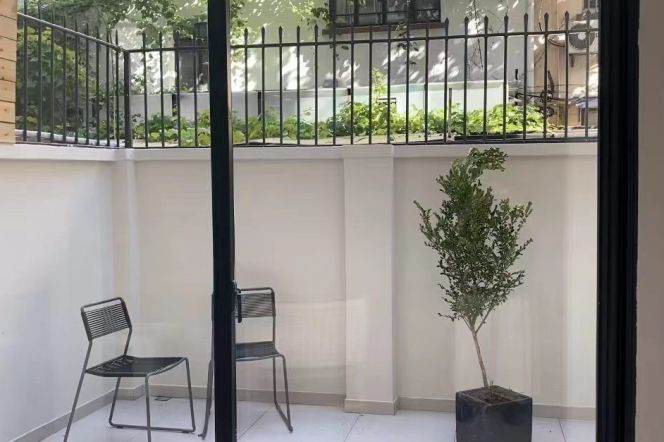 Spacious 1BR Lane House near Nanjing Xi Lu with Terrace (L2/L12/L13)