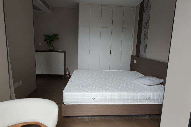 1BR Apartment near West Yan'An Rd Metro