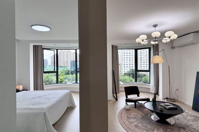 1BR Apartment near Caobao Rd Metro (L1/L12)