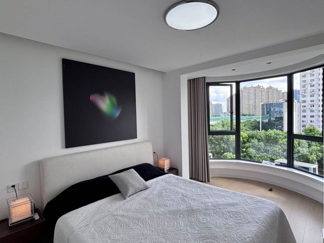 Housing image — Bedroom