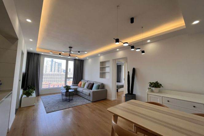 2BR Apartment in Jing'an with Floor-to-Ceiling Windows (L7)