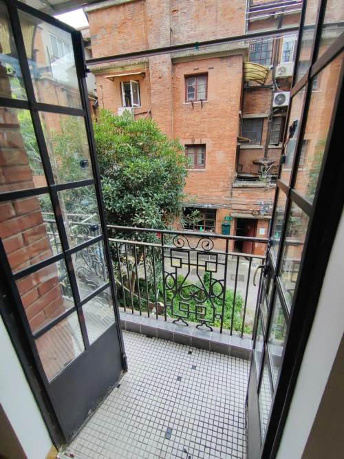 Housing image — Balcony