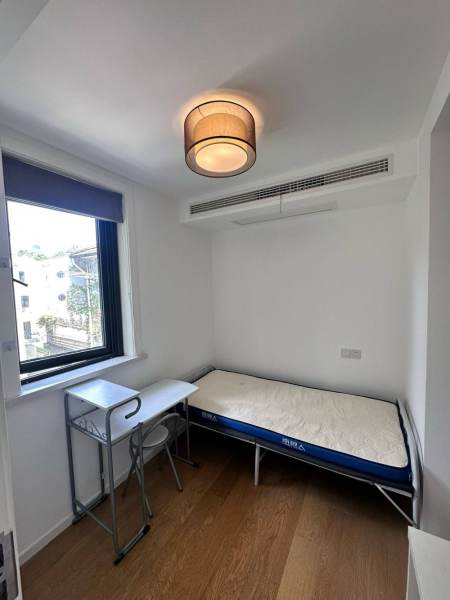Housing image — Bedroom