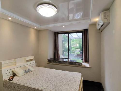 Housing image — Bedroom