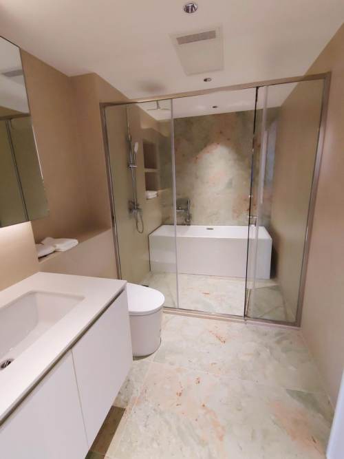 Housing image — Bathroom