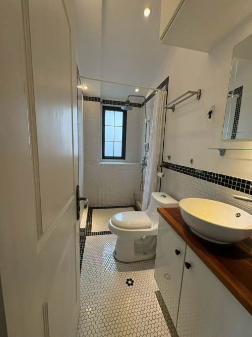 Housing image — Bathroom