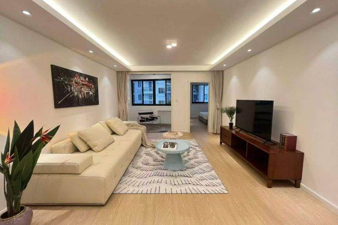 3BR Apartment in Jing'an with Terrace (L2/L12/L13)