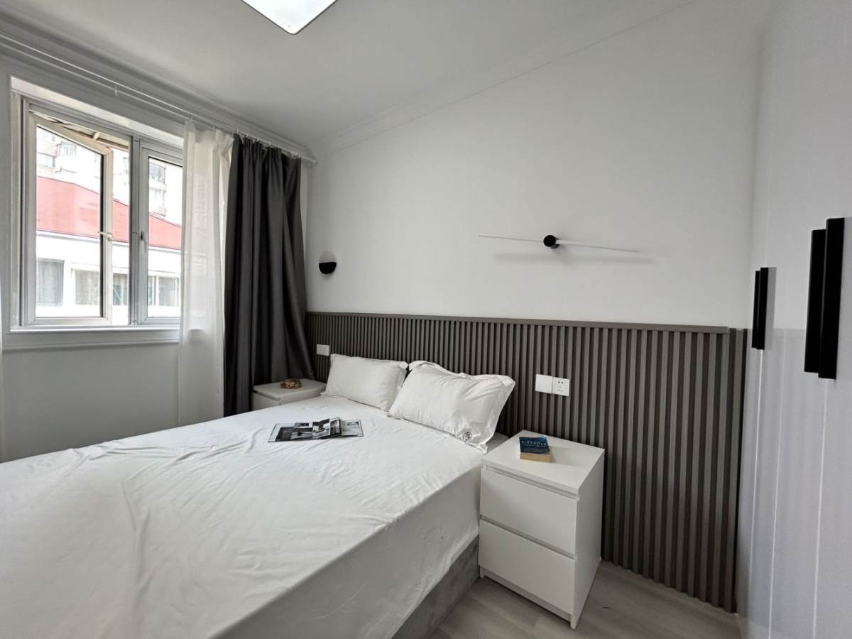 Housing image — Bedroom