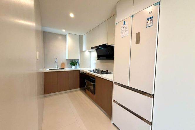 High-Floor 2BR Apartment at Hanlin Mansion