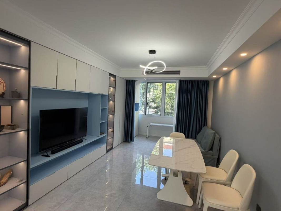 Housing image — Living Room