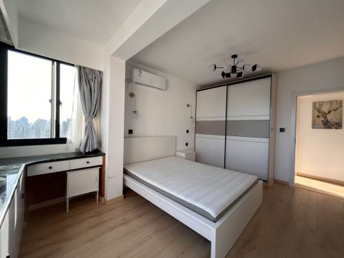 Housing image — Bedroom