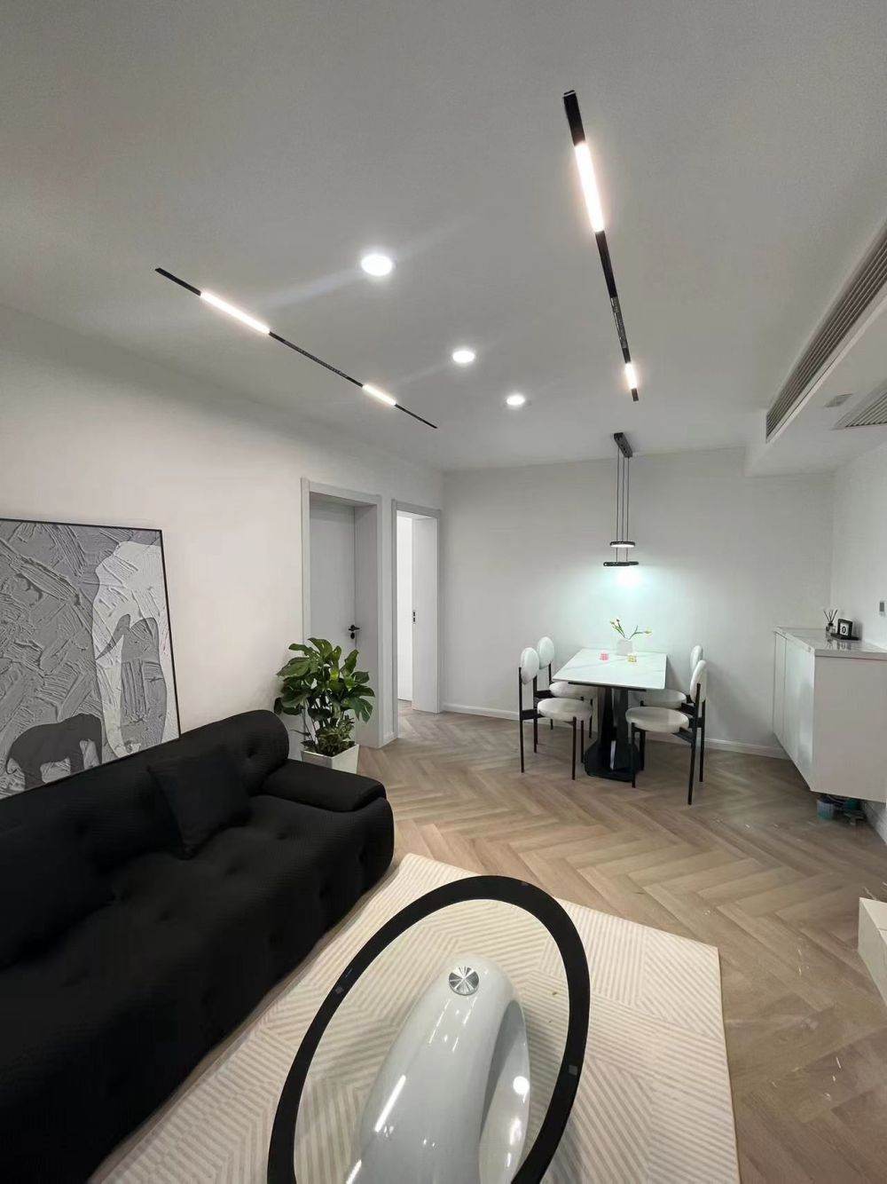 Housing image — Living Room