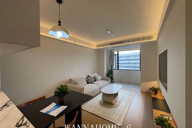 High-Floor 1BR Apartment near Changshou Rd Metro (L7/L13)