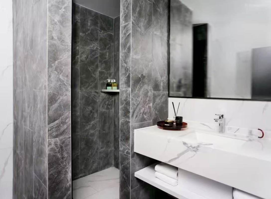Housing image — Bathroom