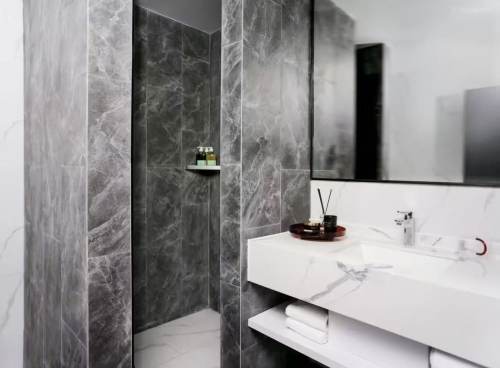 Housing image — Bathroom