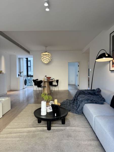 Housing image — Living Room