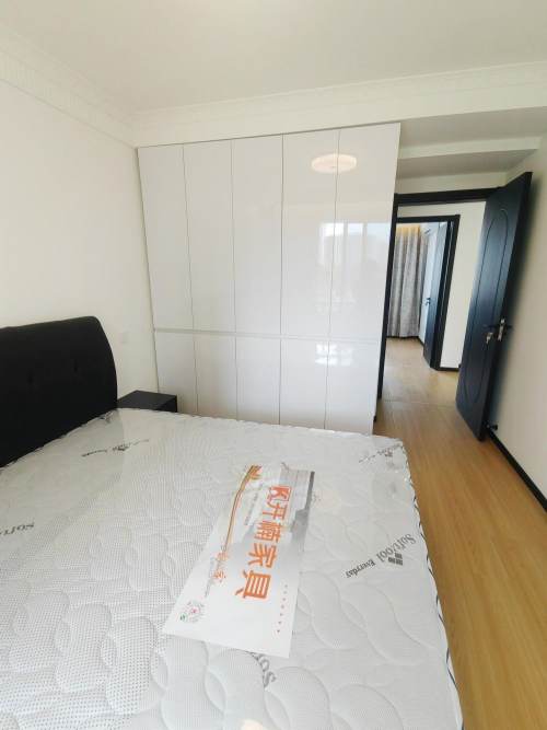 Housing image — Bedroom