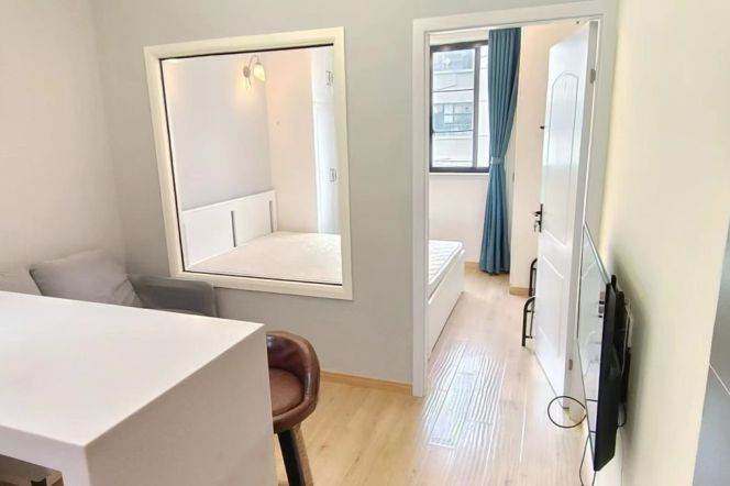 1BR Apartment near Hongqiao Rd Metro (L3/L4/L10)