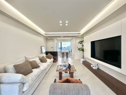 Housing image — Living Room