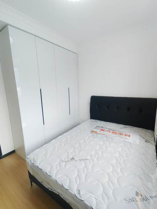 Housing image — Bedroom
