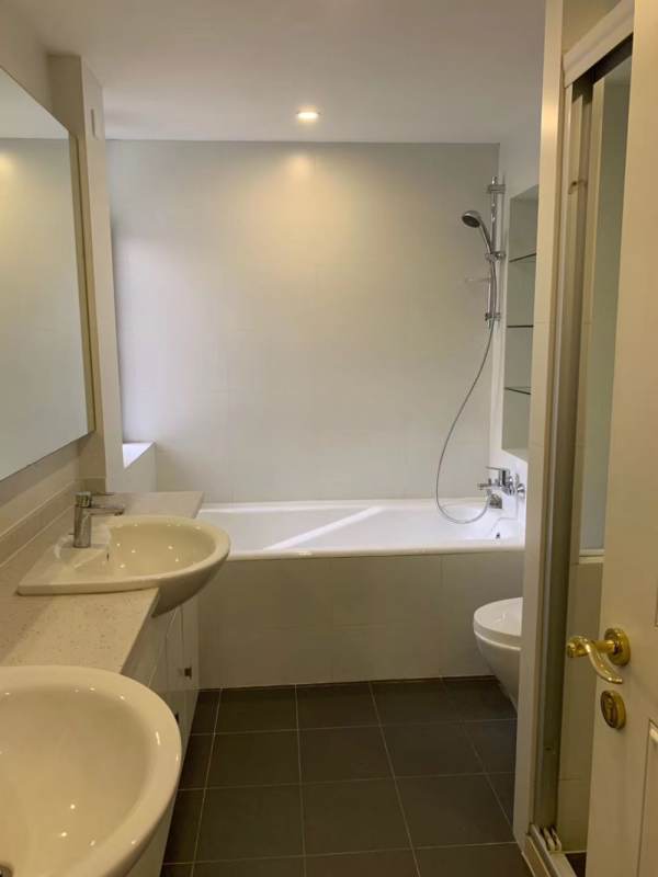 Housing image — Bathroom