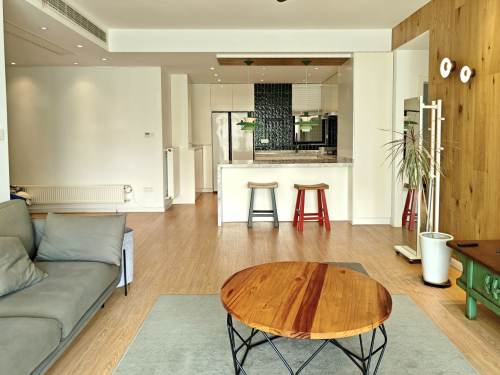 Housing image — Living Room