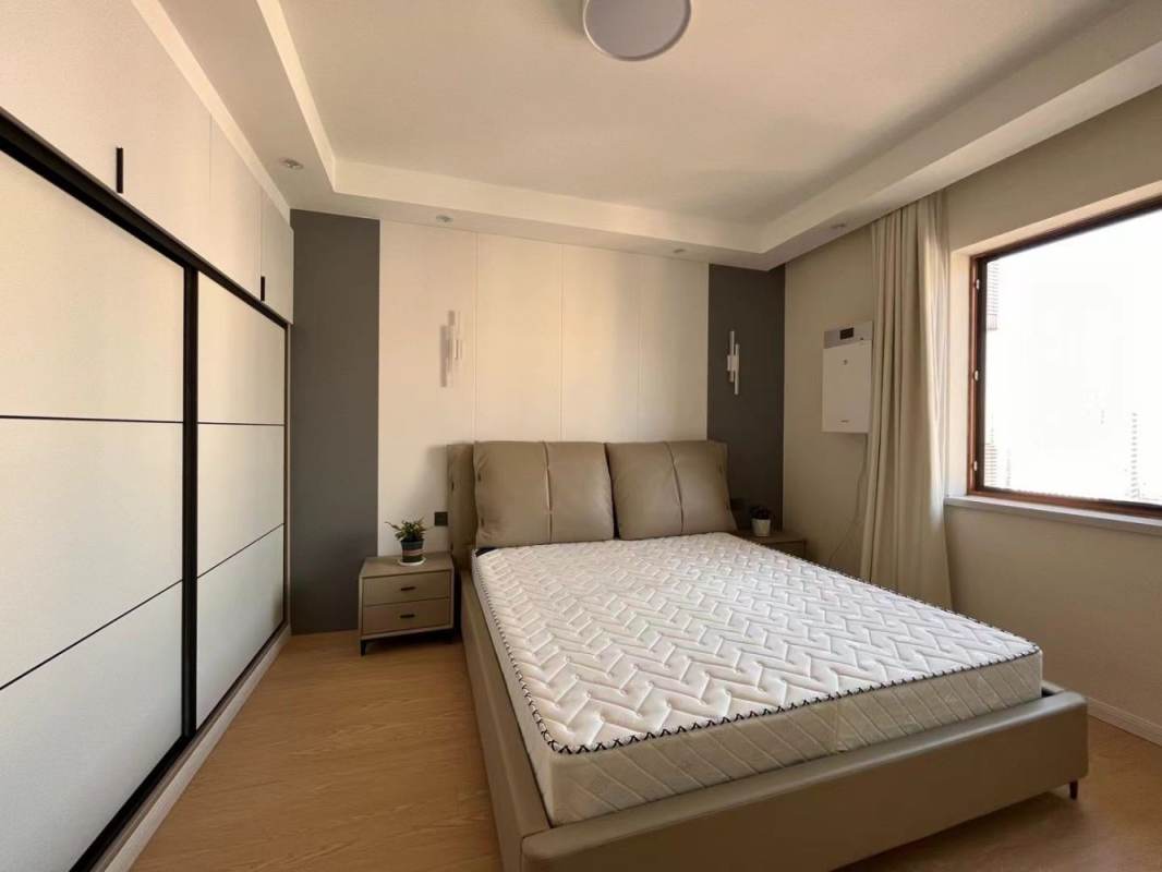 Housing image — Bedroom