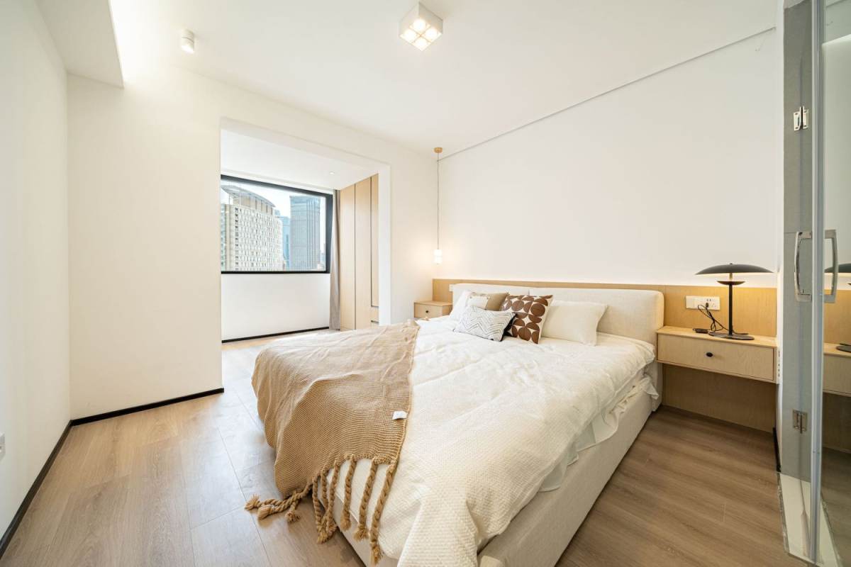 Housing image — Living Room