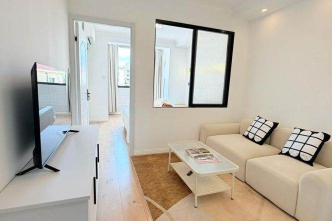 1BR Apartment near Zhongshan Park (L3/L4)