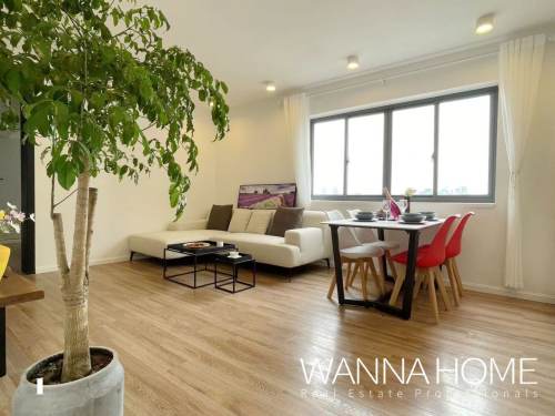 Housing image — Living Room