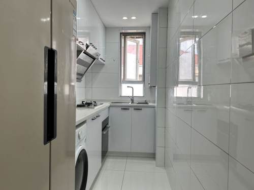 Housing image — Kitchen