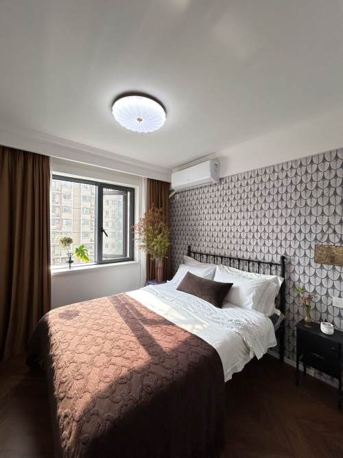 Housing image — Bedroom