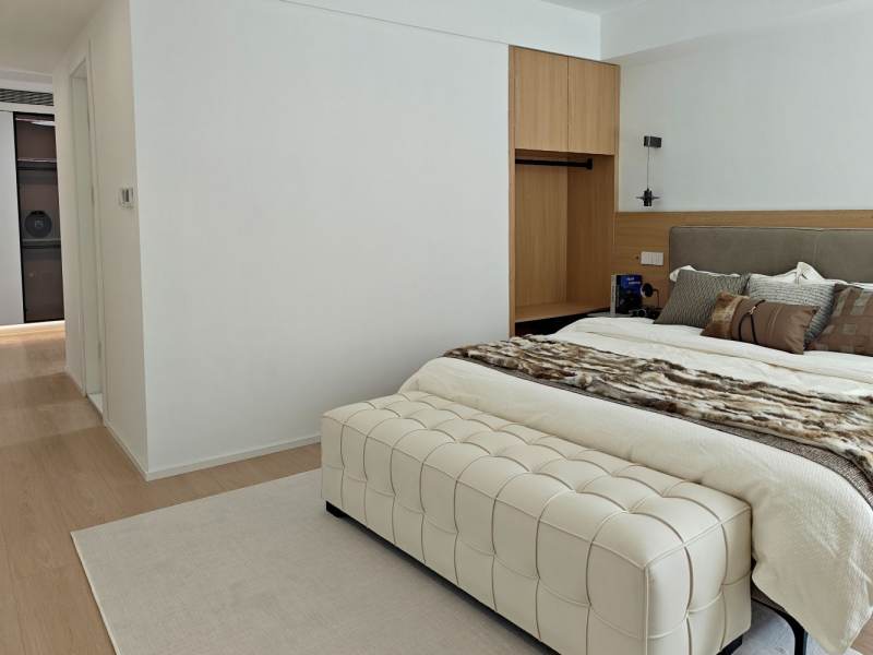 Housing image — Bedroom