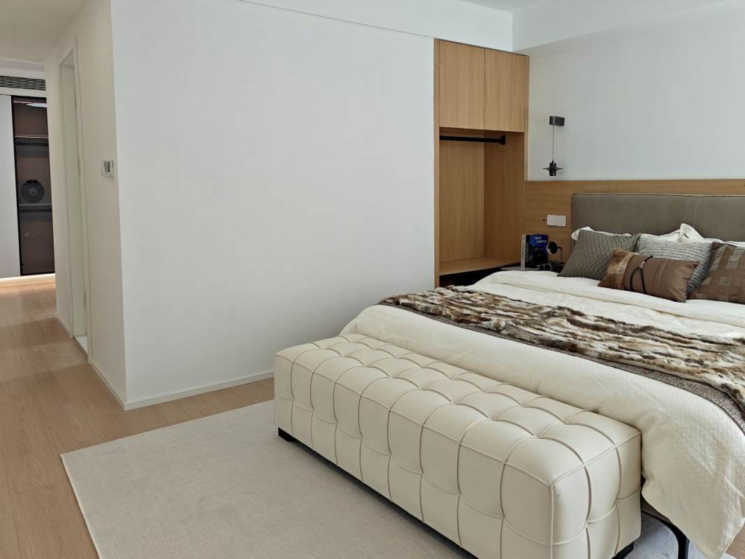 Housing image — Bedroom