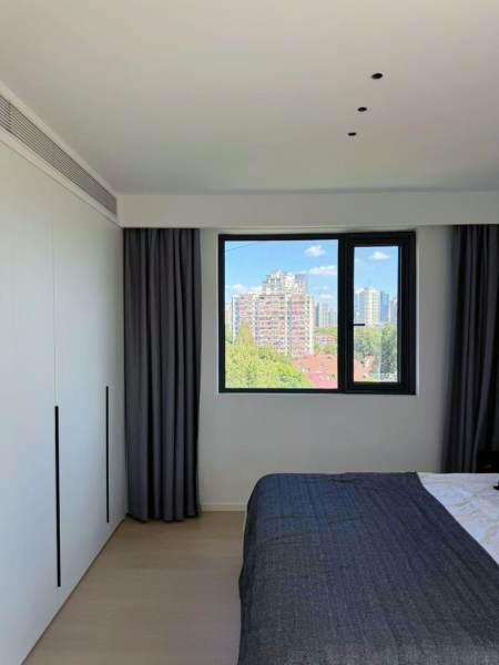 Housing image — Bedroom