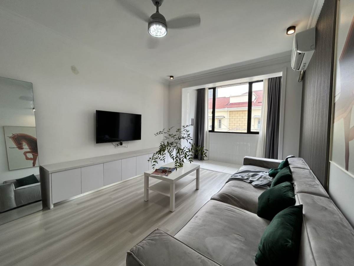 Housing image — Living Room