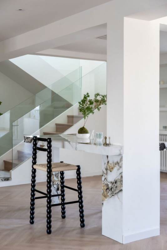 Housing image — Living Room